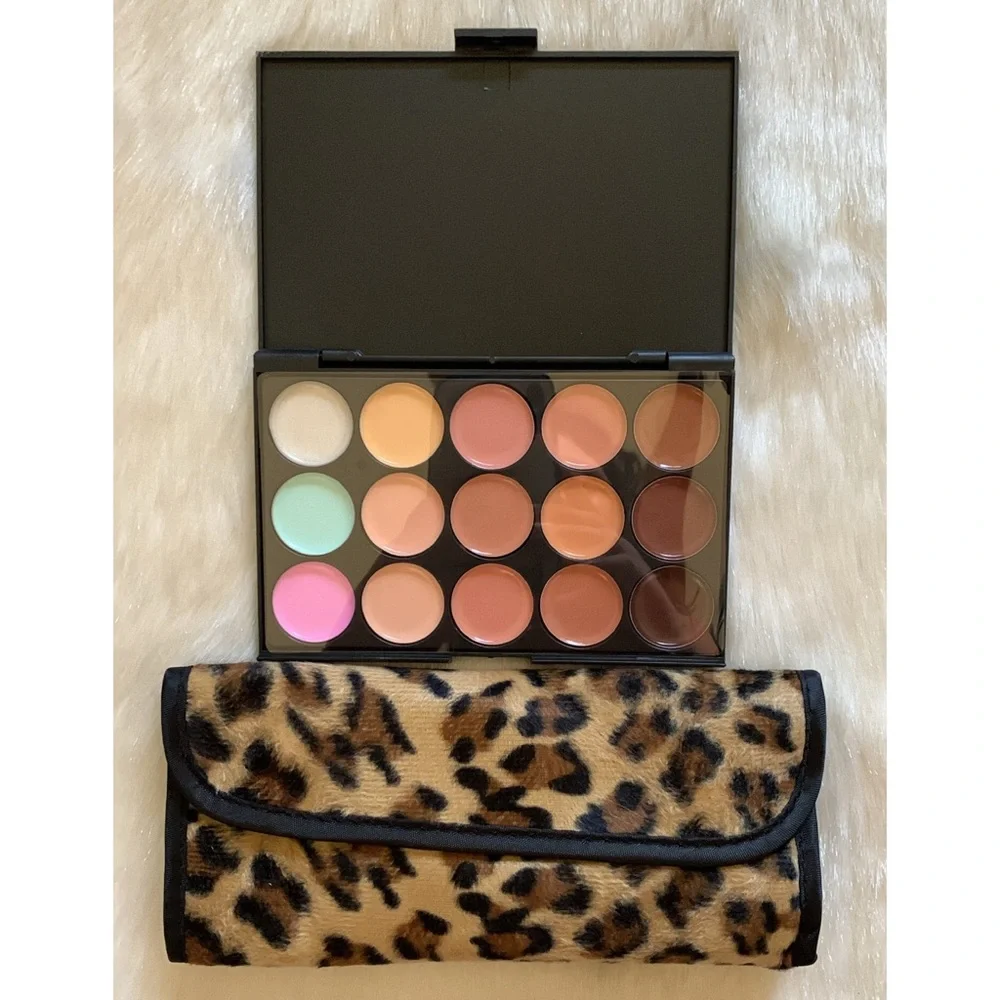 Contour Palette & Makeup Brush Set